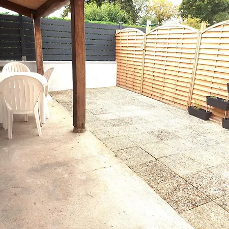 Plain Pied, Avec Mezzanine Et Espace Exterieur 10min Puy Du F Holiday home *