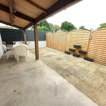 Plain Pied, Avec Mezzanine Et Espace Exterieur 10min Puy Du F Les Herbiers