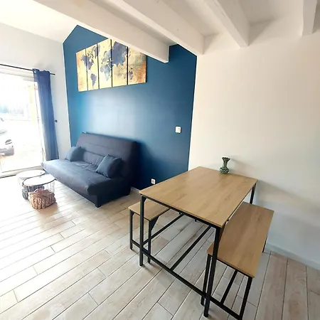 Plain Pied, Avec Mezzanine Et Espace Exterieur 10min Puy Du F