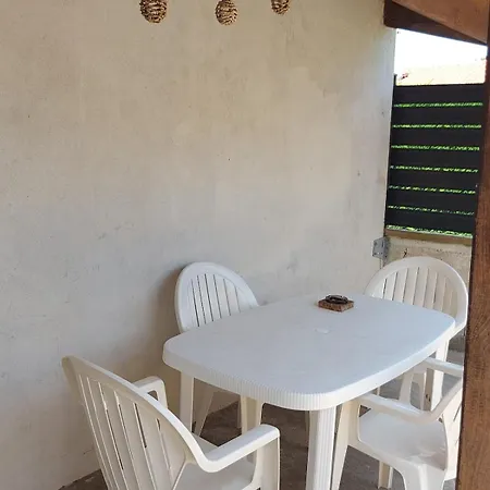 Plain Pied, Avec Mezzanine Et Espace Exterieur 10min Puy Du F Prázdninový dům