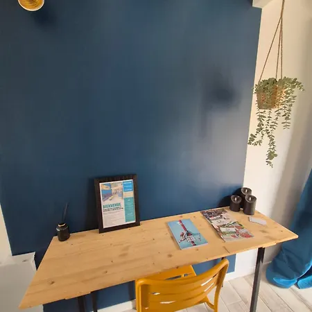 Plain Pied, Avec Mezzanine Et Espace Exterieur 10min Puy Du F Nyaraló