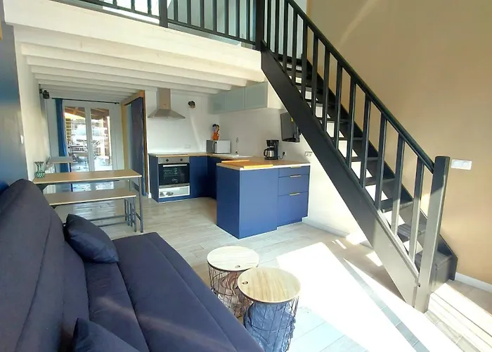 Dom wakacyjny Plain Pied, Avec Mezzanine Et Espace Exterieur 10min Puy Du F *